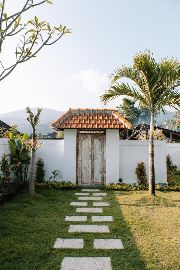 Villa Uhaina Amed  Luaran gambar